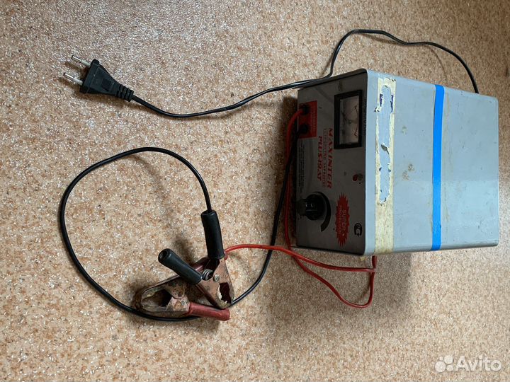Зарядка для аккамулятора автомобиля