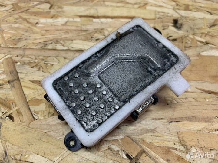 Регулятор вентилятора печки Mercedes-Benz C300