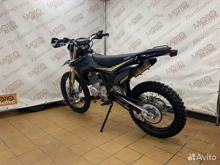 Кроссовый мотоцикл BSE Z3 21/18 Gold Black