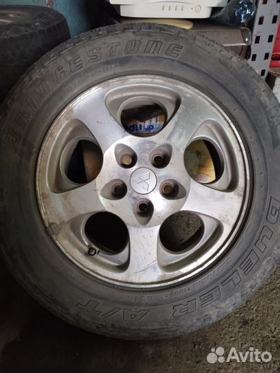 Bridgestone Dueler A/T 215/70 R16