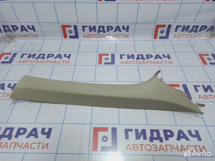 Обшивка стойки передней правой верхняя Mitsubishi