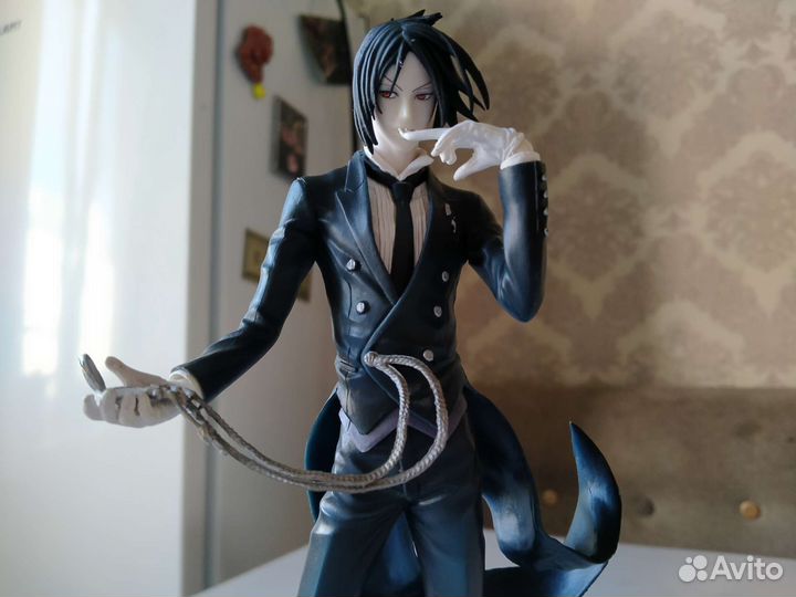 Аниме фигурка тёмный дворецкий Себастьян