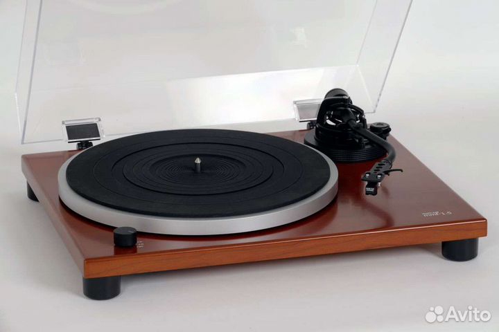 Проигрыватель винила Music Hall MMF1.5