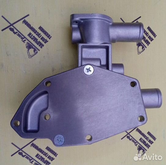 Помпа isuzu 3KR2 (оригинал)