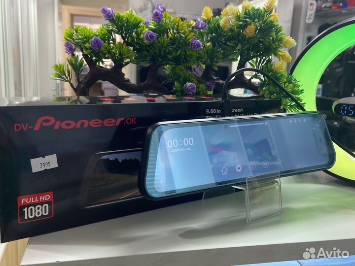 Видеорегистратор с парктроником (новый, гарантия)