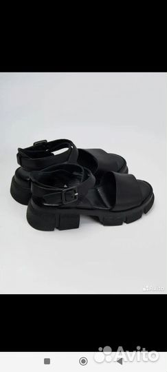 Сандалии натуральная кожа 37