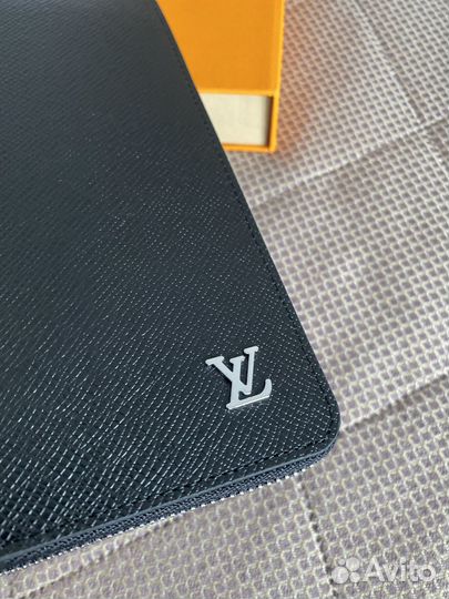 Кошелек Louis Vuitton