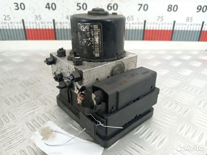 Блок ABS для Volkswagen Golf 4 1C0907379C