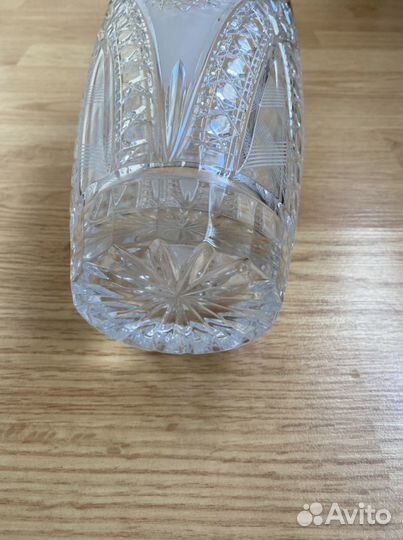 Хрустальная ваза