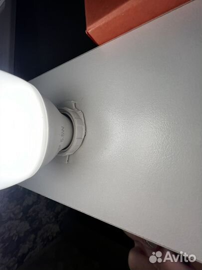 Гримерное зеркало с лампочками