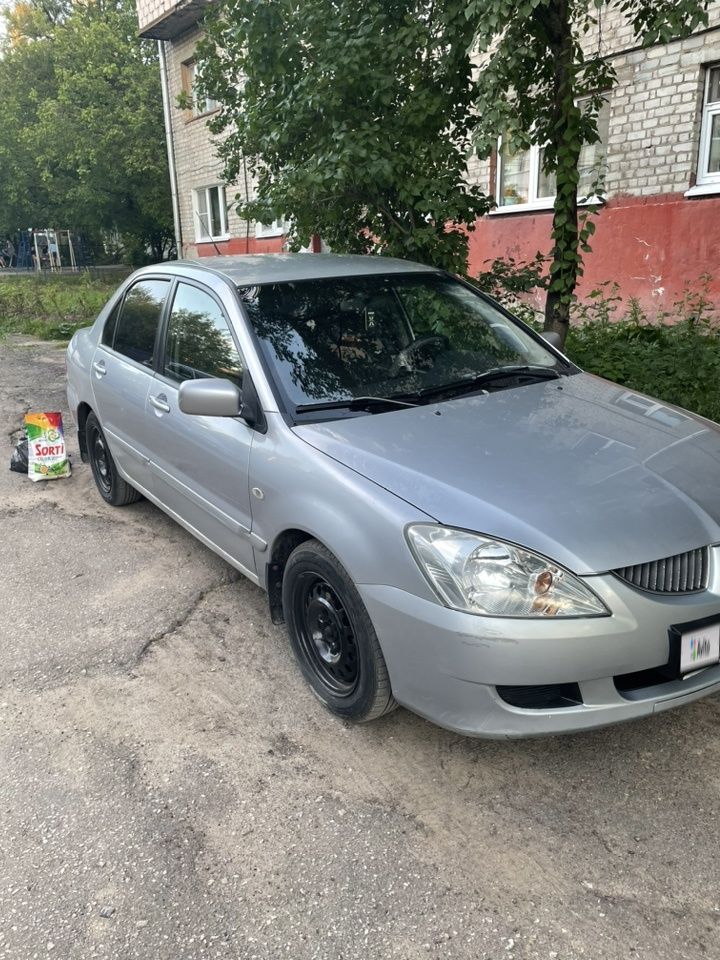 Mitsubishi Lancer: фото владельца