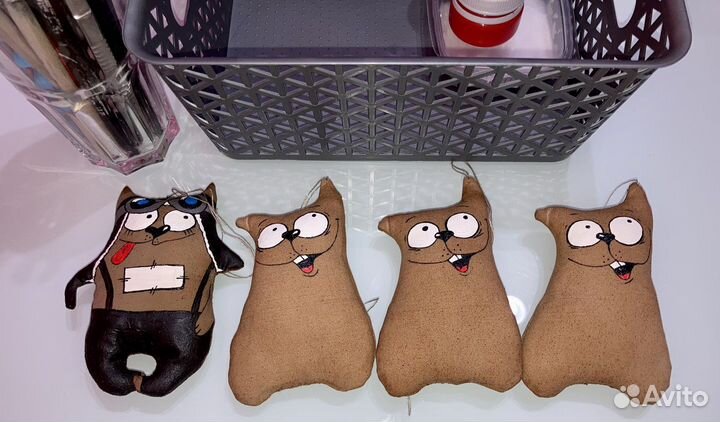 Кофейные коты-танкисты