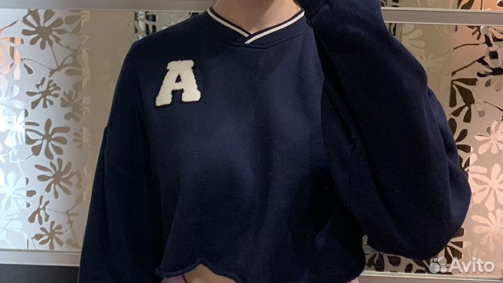 Укороченная кофта