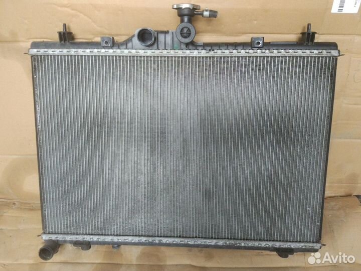 Радиатор охлаждения основной Renault Koleos 2.0 dC