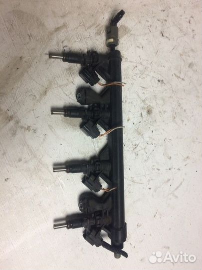 Форсунка топливная (комплект) Peugeot 207 Wa Wb Wc