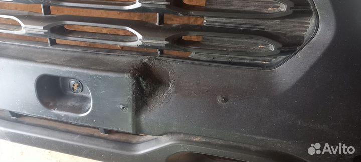 Бампер передний нива тревел