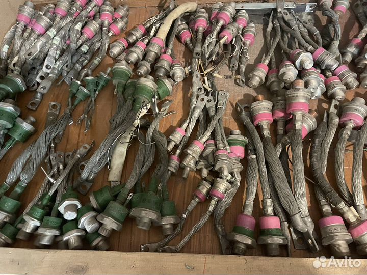 Диоды силовые,тиристоры