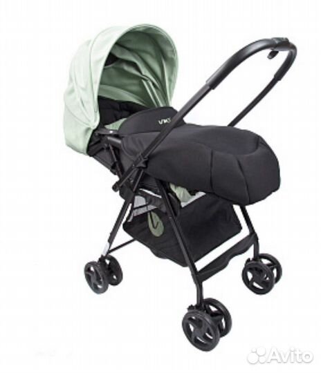 Прогулочная коляска с перекидной ручкой
