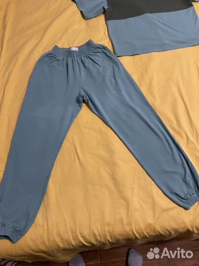 Спортивный костюм женский 44 46
