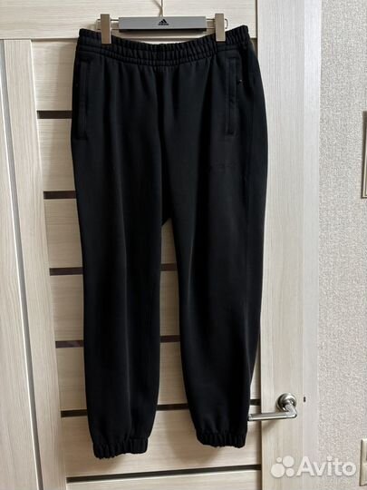 Спортивные штаны adidas human race