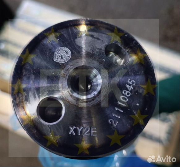 Распредвал Volvo 20757636