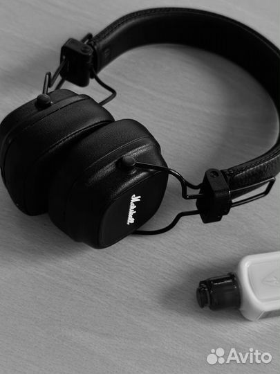 Беспроводные наушники + бесплатная доставка