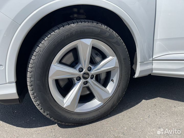 Почти новые оригинальные Колеса на audi, r19
