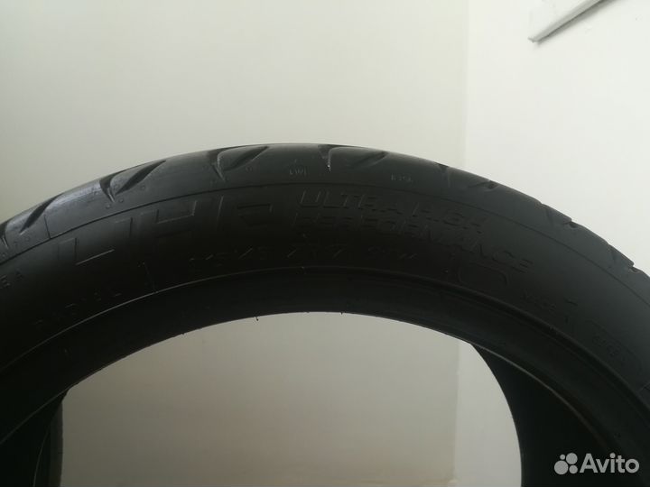 Tigar UHP Ultra High Performance 215/45 R17 91