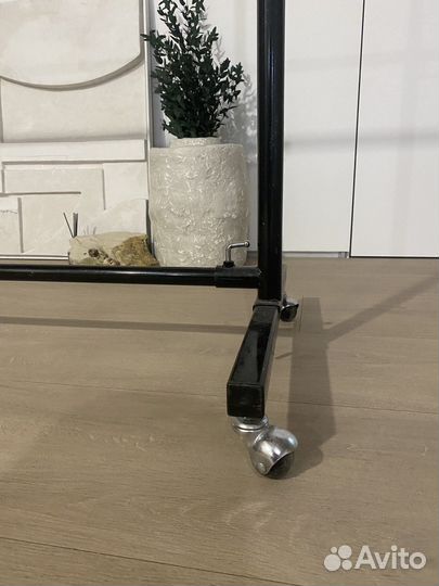 Вешалка напольная (рейл)