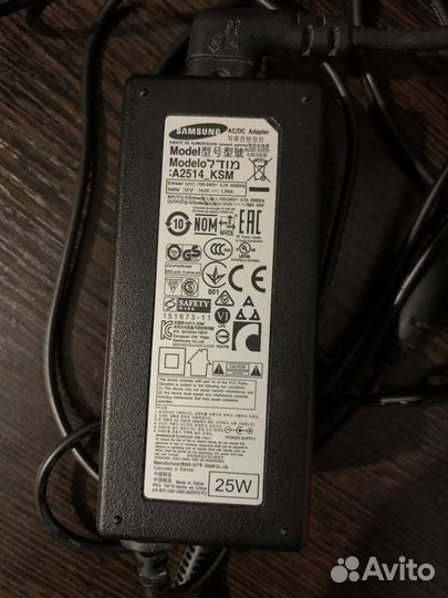 Монитор Samsung 22