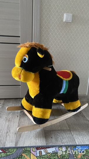 Качалка лошадь