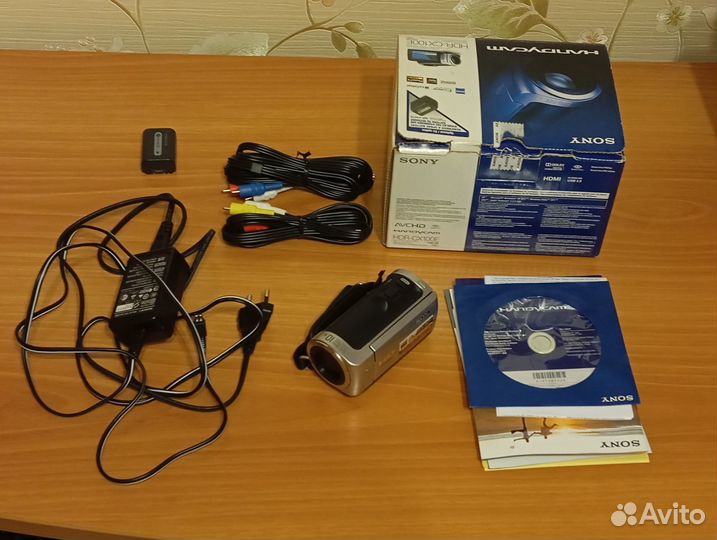 Видеокамера sony HDR-CX100E