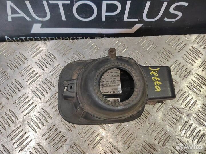 Лючок бензобака Volkswagen Jetta 4 2.0 1999-2005