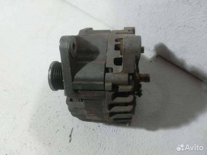 Генератор Renault Sandero 1