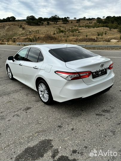 Toyota Camry 2.5 AT, 2019, 210 000 км