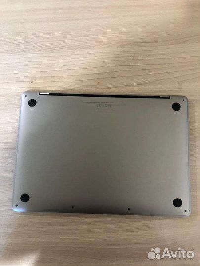 Ноутбук apple macbook pro 2017