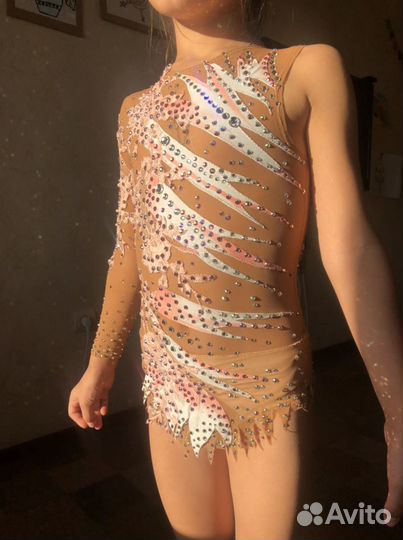 Купальник для художественной гимнастики