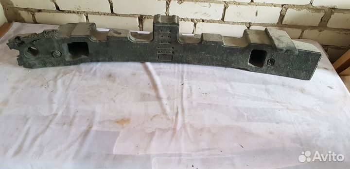 Nissan X-Trail T32 Абсорбер переднего бампера