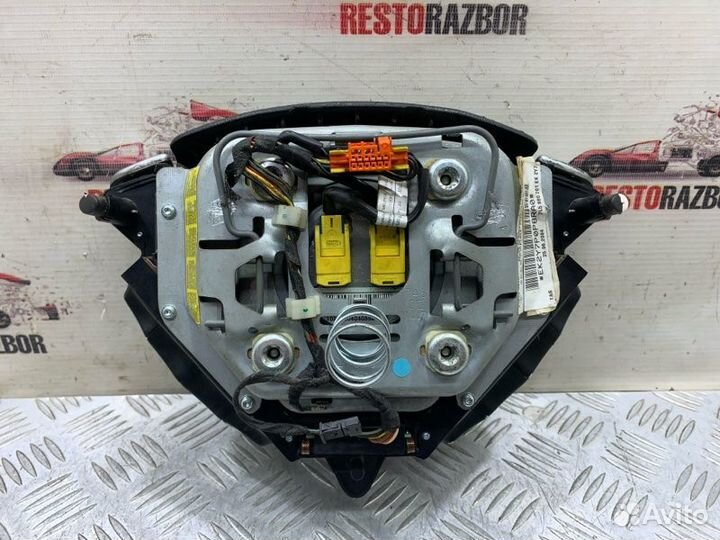 Подушка безопасности в руль Porsche Cayenne