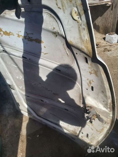 Капот Волга 3110