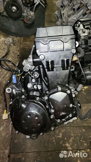 Двигатель ZXT40AE Kawasaki ZZR1400