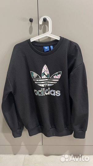 Свитшот adidas женский