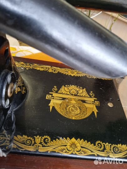 Швейная машина Singer