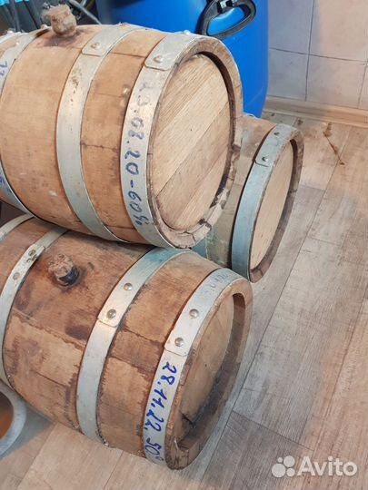 Деревянная бочка дубовая