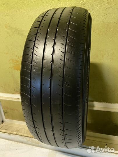 Yokohama dB Decibel E70 215/60 R16 V