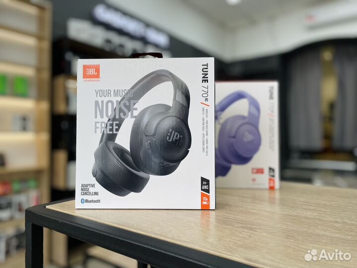 Нацшники JBL Tune 770NC
