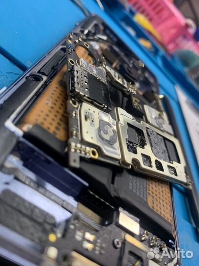 Ремонт Телефонов iPhone Huawei Samsung Xiaomi