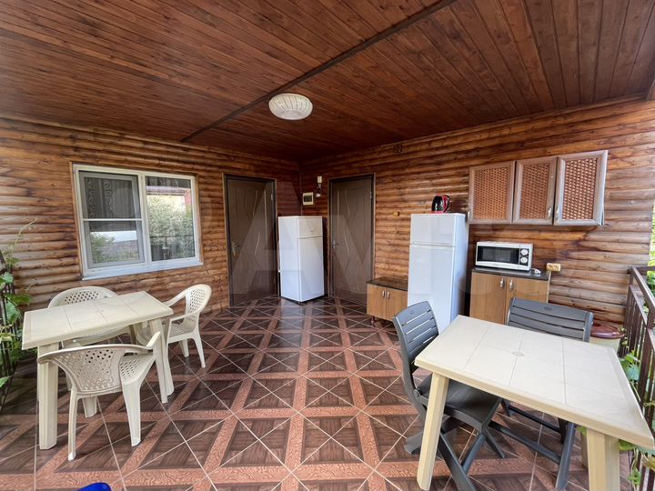 Комната 15 м² в 1-к., 2/2 эт.