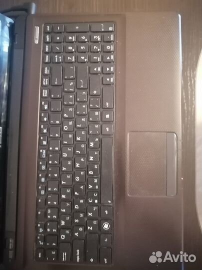 Ноутбук asus