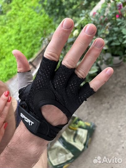 Перчатки для фитнеса